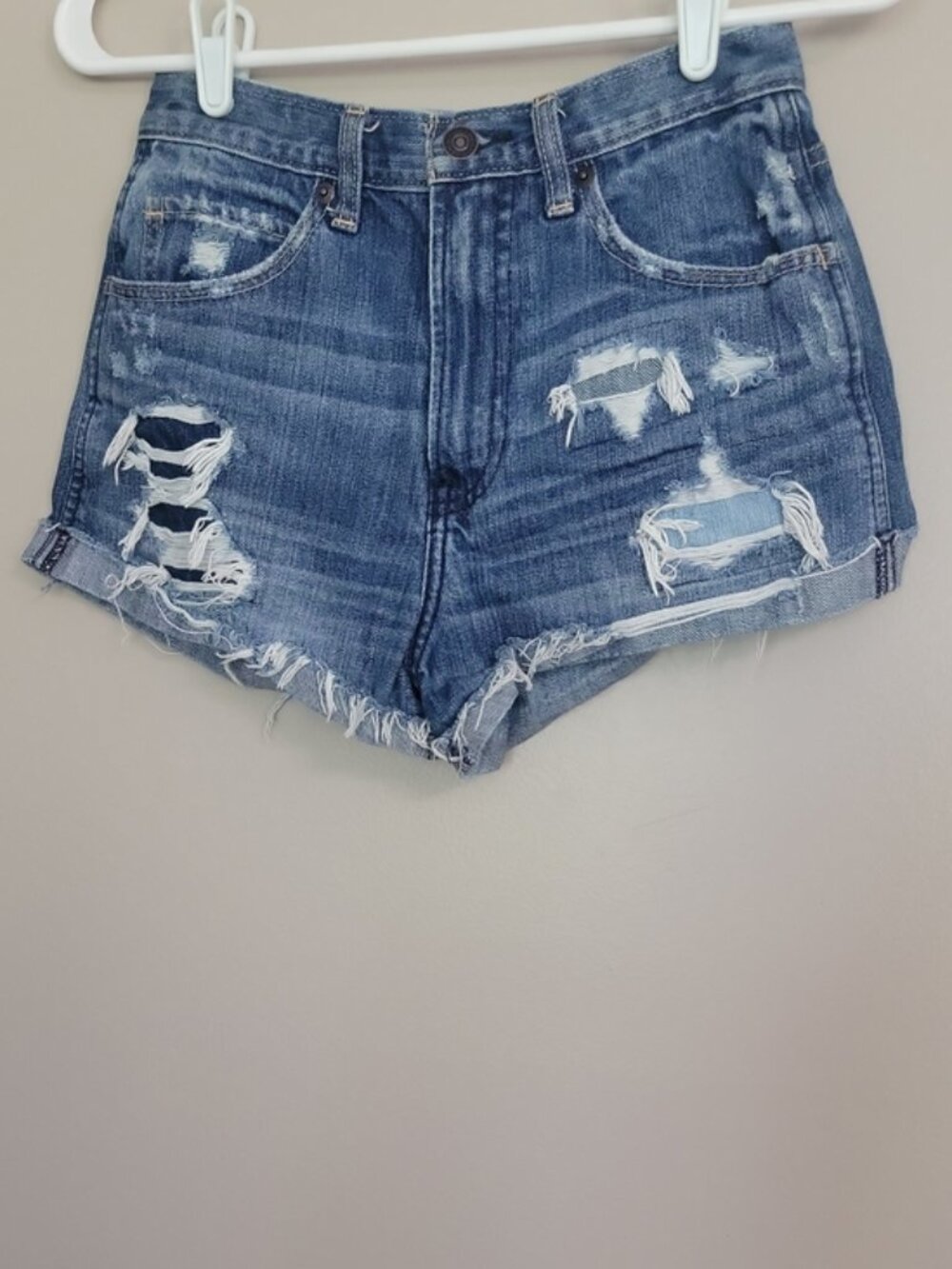 Abercrombie & Fitch Distressed Jean Shorts Size 25